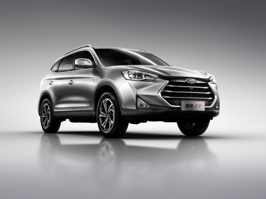  JAC Refine S7 2017 года  (фото 1 из 9)